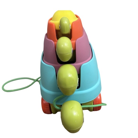 Gigglescape Turtle Pull-Along Toy – Classic Toddler Learning Toy New W/O Box - Picture 4 of 6